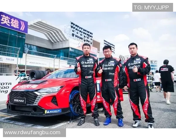 上海篮球队在耐力排行榜中荣登第九名展现出强劲实力与团队精神 上海篮球队在耐力排行榜中荣登第九名展现出强劲实力与团队精神