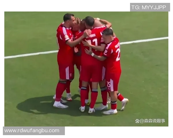 足球明星日常逛街趣事全记录精彩瞬间大公开 足球明星日常逛街趣事全记录精彩瞬间大公开